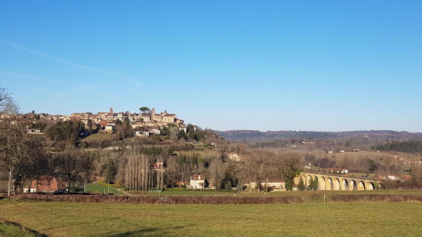 Apartamento Le Malpas Woodpecker Belvès Exterior foto